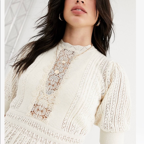 Embroidered peplum top - Picture 3 of 3